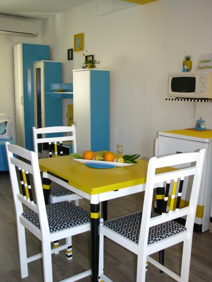 Apartments And Room Lemon Vis Extérieur photo